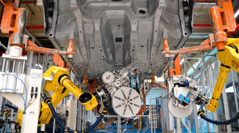 Sumcab Robotics aplica su ingeniería a una solución robotizada para automoción Sumcab Robotics aplica su ingeniería a una solución robotizada para automoción